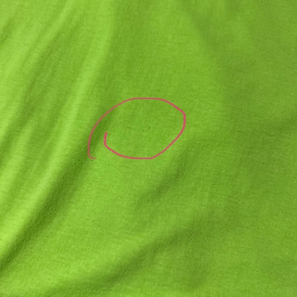 Girlie Girl Originals, size XL, pet/smoke free home, 50% polyester 50% cotton. - Picture 7 of 8